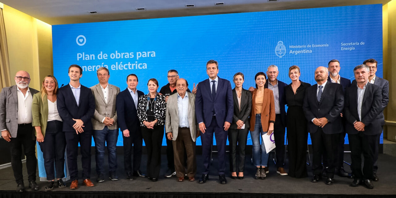 CASCALLARES CON MASSA Y FERRARESI EN EL ANUNCIO OBRAS PARA MEJORAR EL SERVICIO ELÉCTRICO