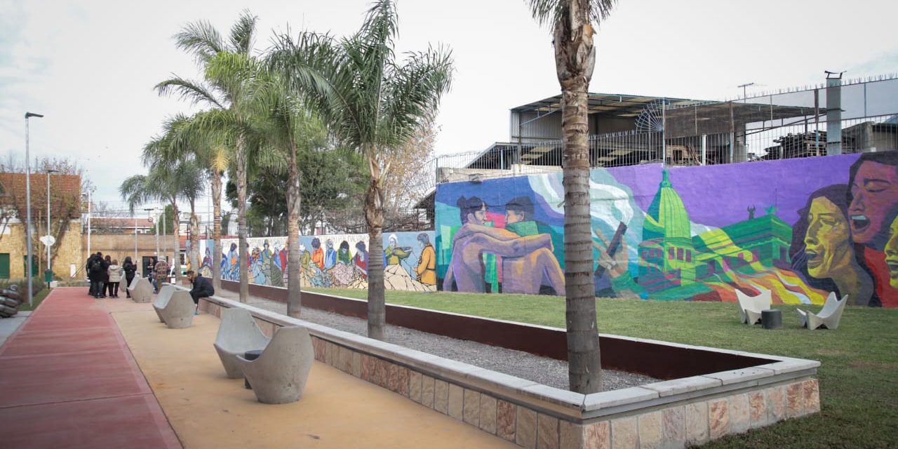 FERRARESI INAUGURO LA SEGUNDA ETAPA DE MUJERESS ARGENTINAS