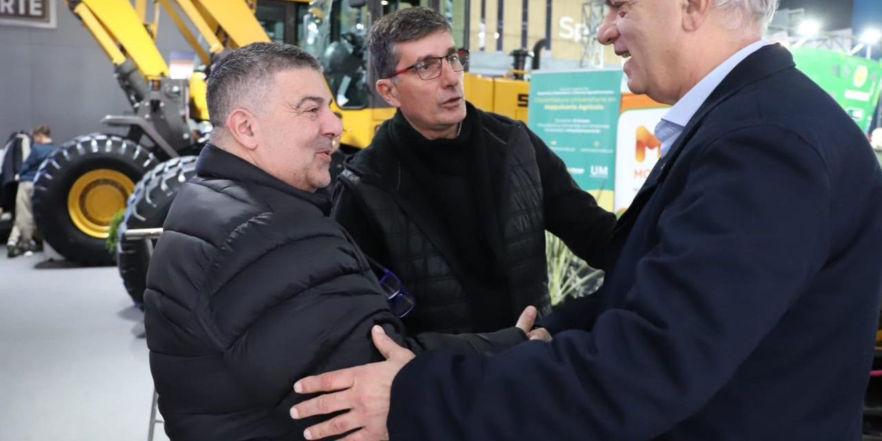 GRINDETTI EN LA RURAL: » NUESTRO GOBIERNO VA A TRABAJAR FUERTEMENTE PARA QUE VUELVAN LOS OFICIOS AL CAMPO»