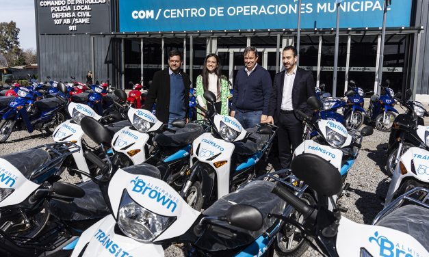 CASCALLARES Y FABIANI PRESENTARON 50 MOTOS PARA LA PREVENCIÓN
