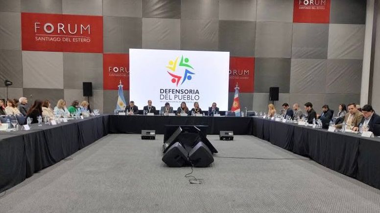 LA DEFENSORIA DE LANUS PARTICIPO DEL PLENARIO DE ADPRA EN SANTIAGO DEL ESTERO