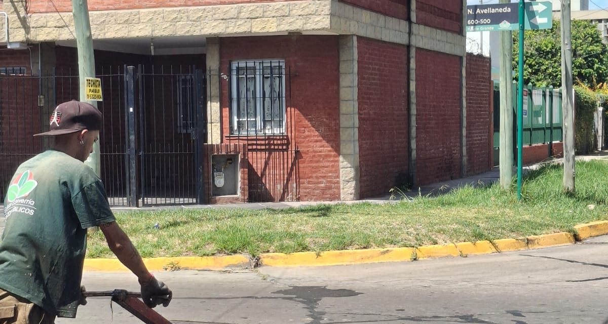 TRABAJOS DE BACHEO EN MONTE GRANDE