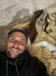 RENATA, LA CABRA QUE DESAFIO LA MUERTE, DEL BARRO EN TUCUMAN A UNA NUEVA OPORTUNIDAD DE VIVIR