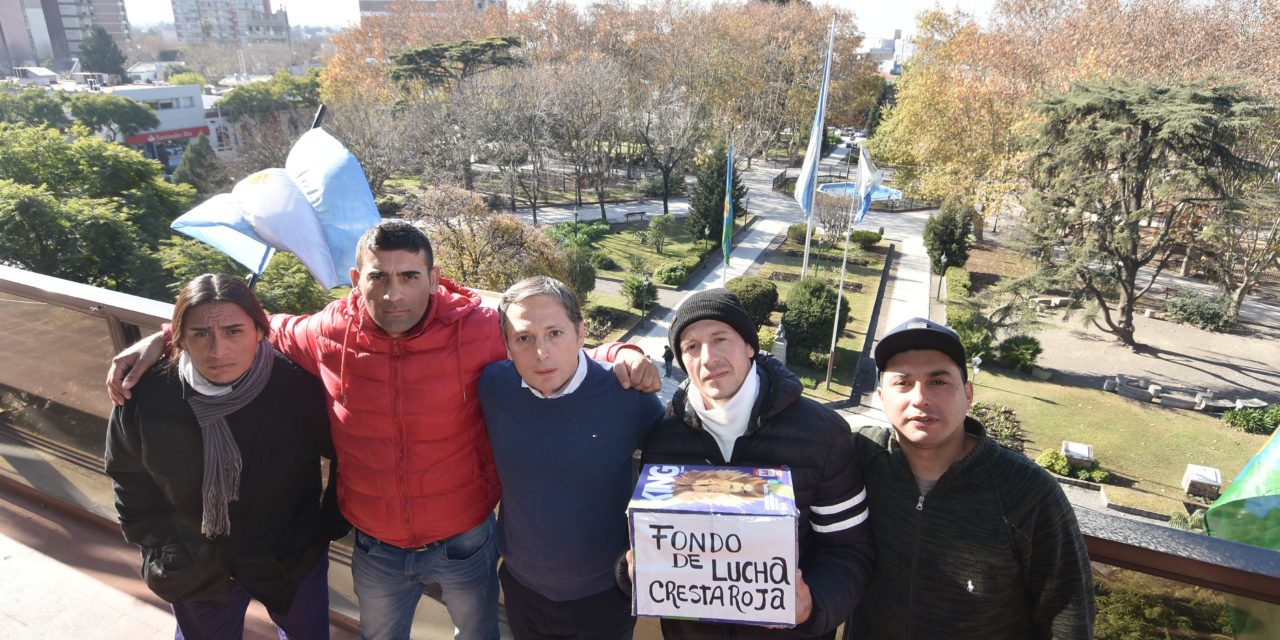 GRAY SE REUNIO CON TRABAJADRES DE CRESTA ROJA