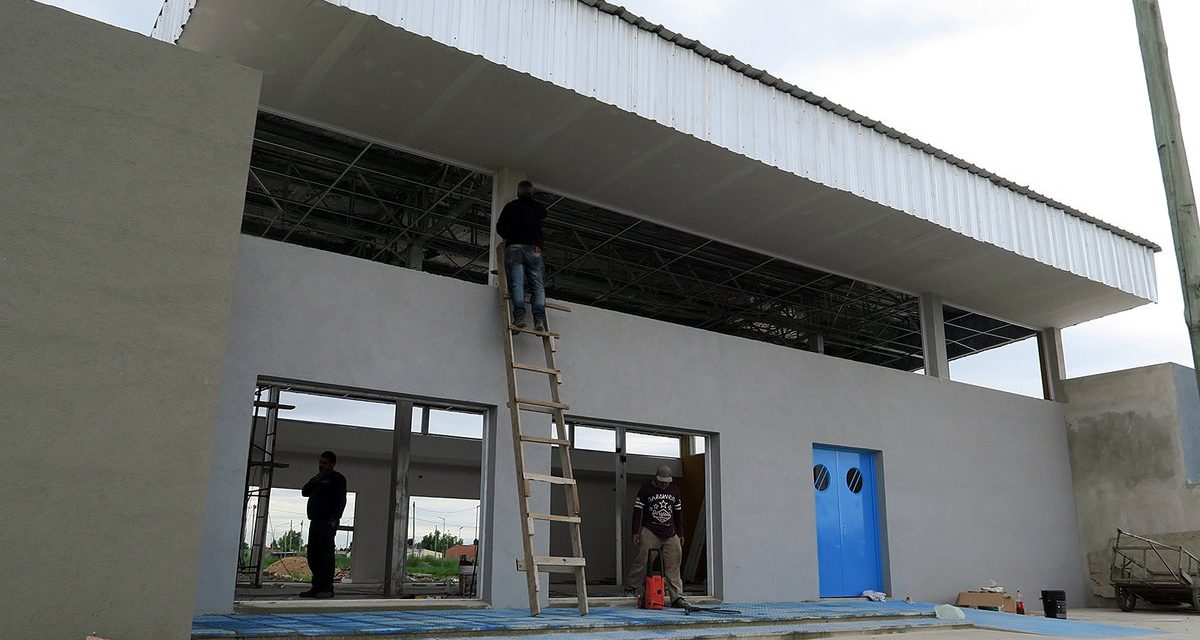 ETAPA FINAL PARA EL CENTRO COMUNITARIO DE GLEW
