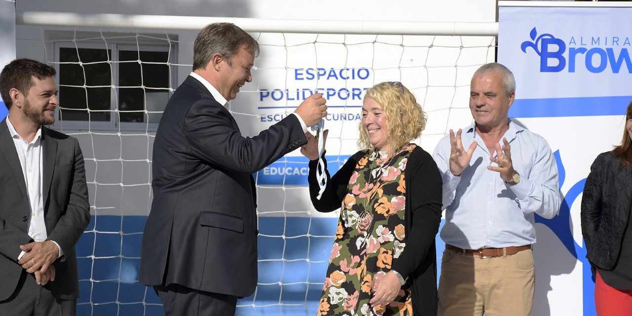 CASCALLARES DIO INICIO AL CICLO LECIVO 2019 CON LA INAUGURACION DE UN CENTRO DEPORTIVO