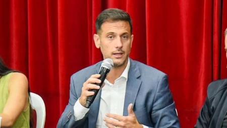 LANÚS GOBIERNO PAGARÁ AYUDA ESCOLAR DE $100.000 A TRABAJADORES MUNICIPALES
