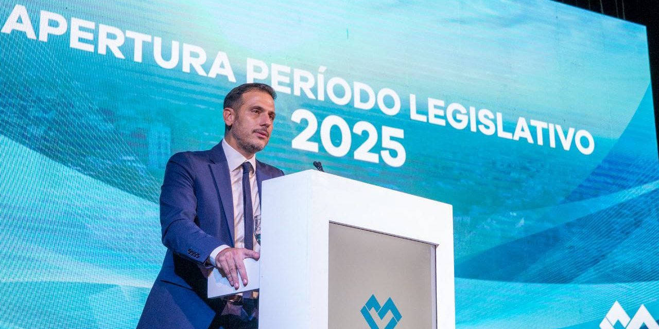 JULIAN ALVAREZ INAUGURO LAS SESIONES DEL HCD CON CRITICAS A KICILLOF