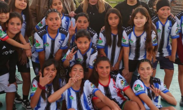 MAGUI GRAY VISITO EL FEDERAL FUTBOL CLUB DE MONTE GRANDE