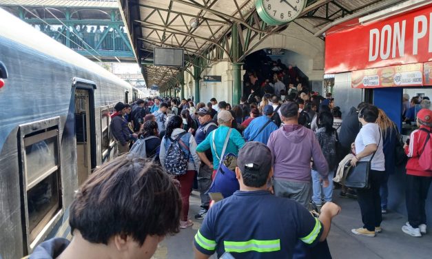 CRISIS FERROVIARIA, ADVIERTEN QUE LOS TRENES PODRIAN CIRCULAR DE UNA FORMACIO POR HORA