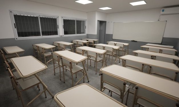 GRAY INAUGURO OBRAS EN LA SECUNDARIA N°18 DE MONTE GRANDE