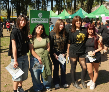 EXPOUNIVERSIDADES EN EL CAMPO AMAT DE ESTEBAN ECHEVERRIA