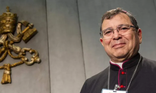 CARLOS TISSERA PRESENTO LA RENUNCIA AL PAPA Y DEJARA EL OBISPADO DE QUILMES