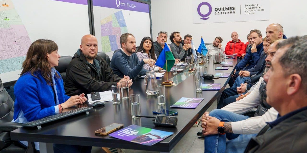 QUILMES, EVA MIERI SE REUNIÓ CON REPRESENTANTES DE BOMBEROS DEL DISTRITO PARA COORDINAR TAREAS Y OTORGAR SUBSIDIOS ANTE EL FENÓMENO “EL NIÑO”
